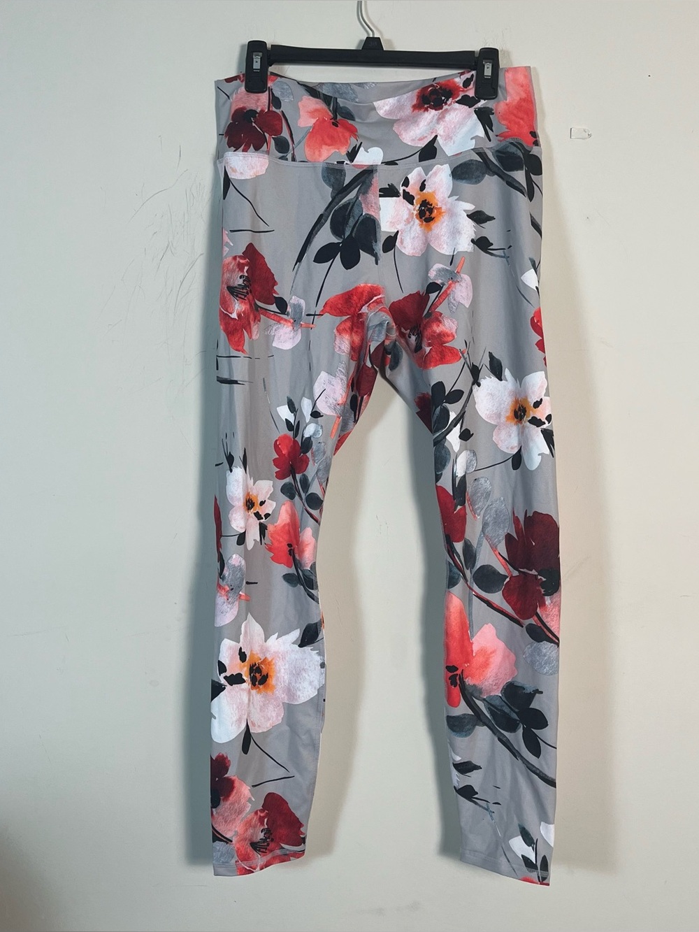 Guru, active ladies, leggings, floral print, great condition extra large